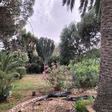 Casa Gialla Intero Alloggio Piano Terra Quartu Sant Elena Holiday home